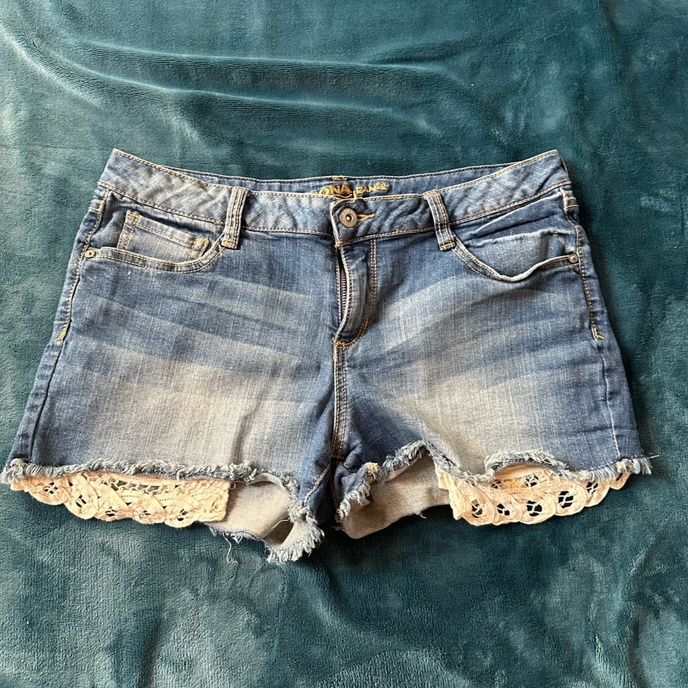 Arizona Jean Company Light Wash Lace Trim Jean Shorts